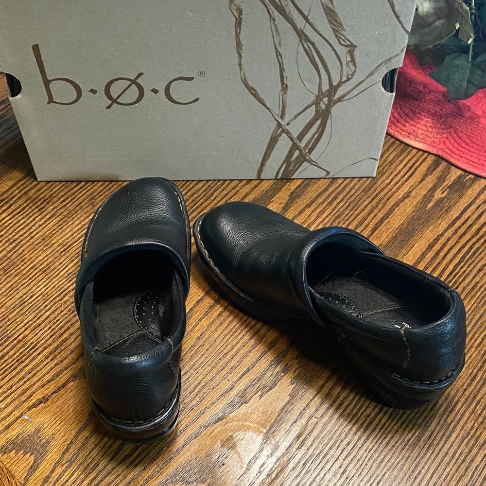 b.o.c. Men's Black Leather Loafers